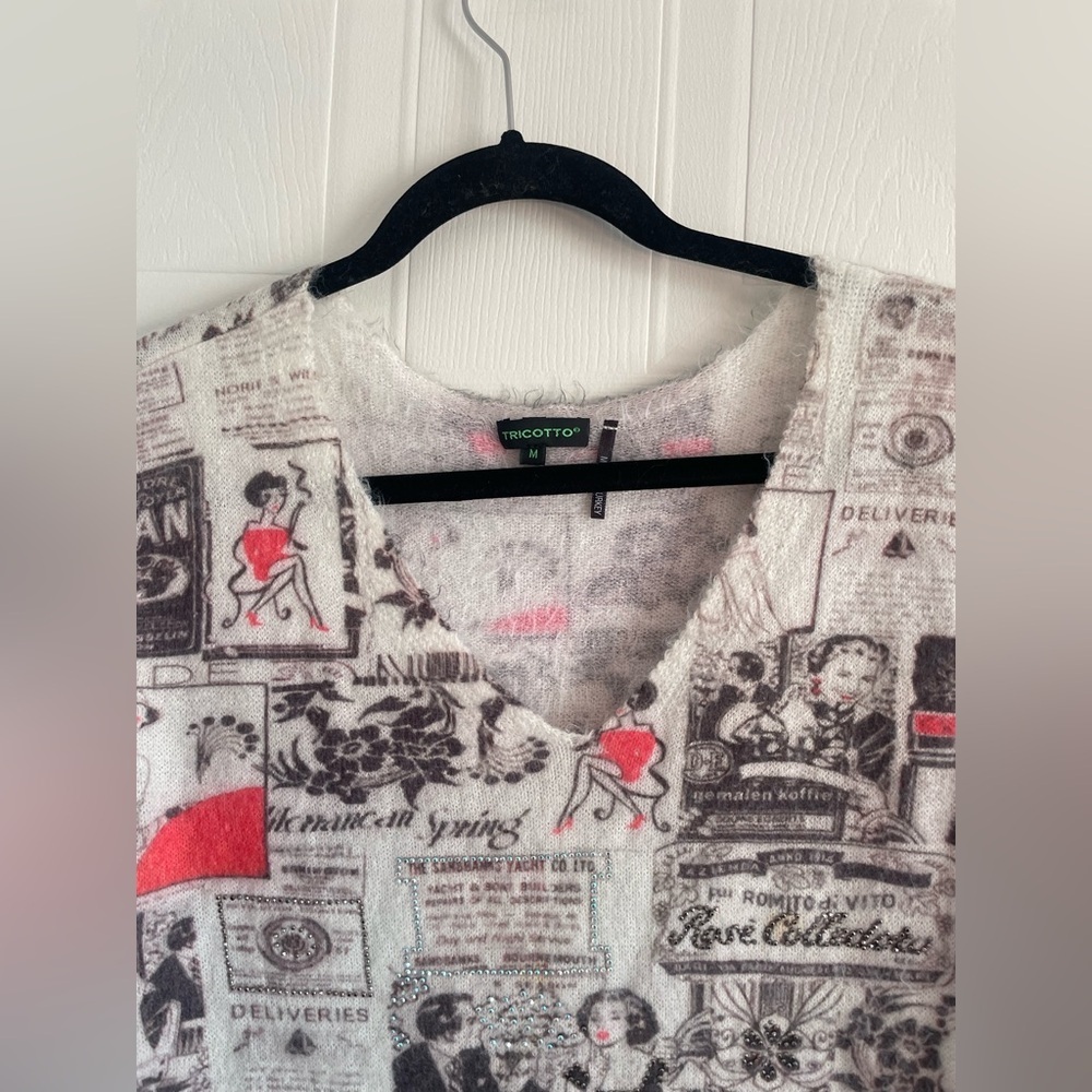 Tricotto M Vintage Newspaper Print Rhinestone V-Neck Sweater Maximalist Art - Picture 3 of 15